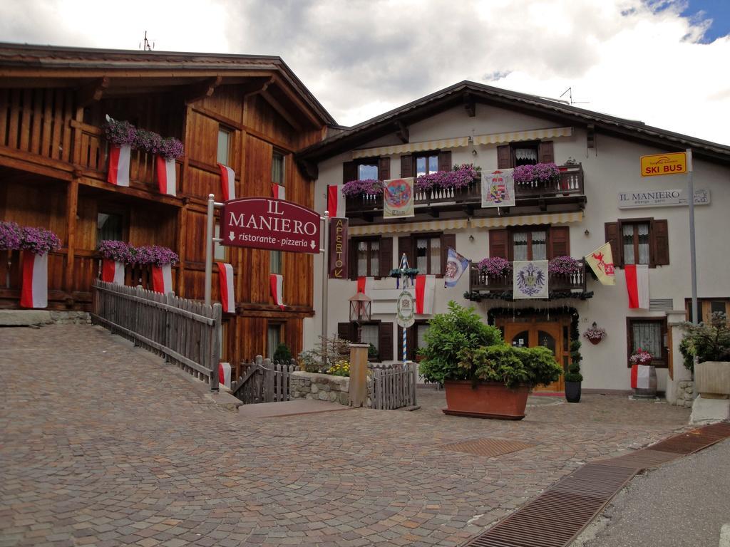 Hotel Il Maniero Ossana Exterior foto